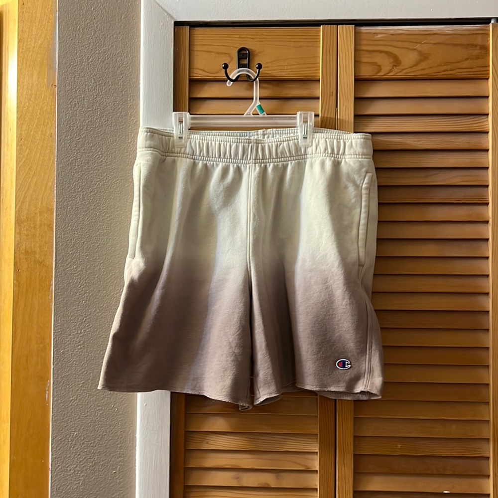 Men’s shorts. Size L.